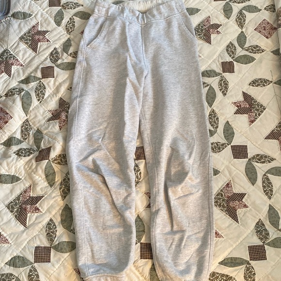 NWOT Lululemon Gray Joggers - Picture 1 of 5